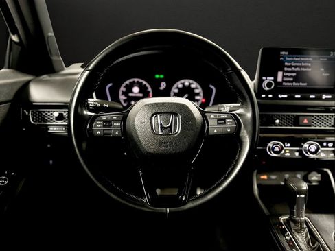 Used 2025 Honda Civic Sport image 19