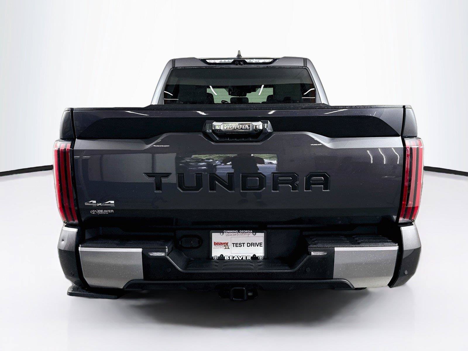 Used 2024 Toyota Tundra Limited AWD/4WD image 13