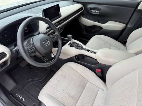 Used 2024 Honda HR-V LX image 12