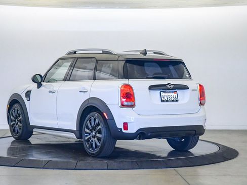 Used 2019 MINI Cooper Countryman image 2
