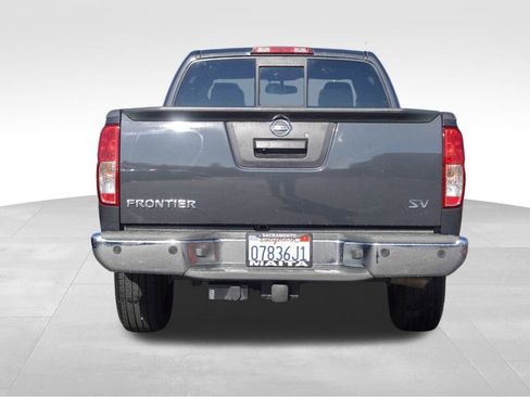 Used 2013 Nissan Frontier SV w/ SV Value Truck Pkg image 4