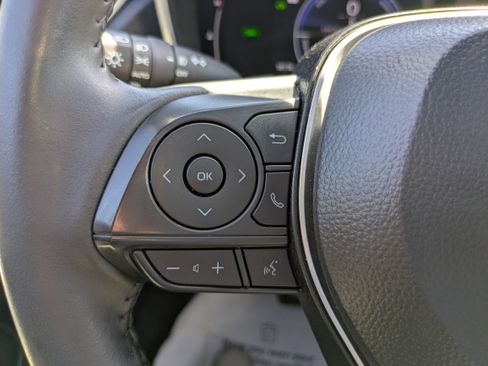 Certified 2024 Toyota Corolla Cross XSE w/ Convenience Package image 20