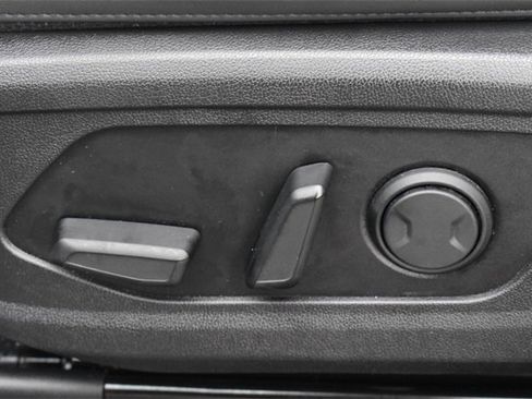 Certified 2023 Kia Sorento S w/ Panoramic Sunroof Package image 22