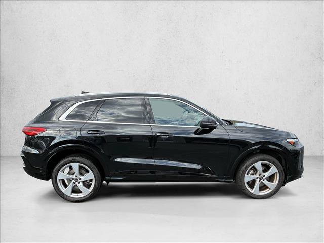 Used 2025 Audi Q5 Premium w/ Premium Plus AWD/4WD image 4