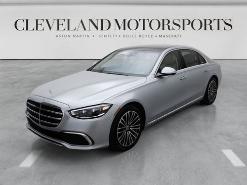 Used 2024 Mercedes-Benz S 580 4MATIC Sedan image 2