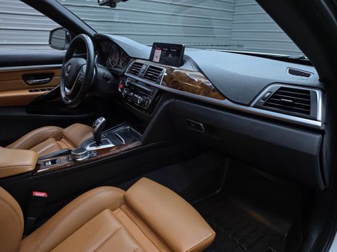 Used 2019 BMW 430i Convertible RWD image 13