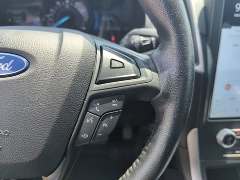 Used 2022 Ford Edge SEL AWD/4WD image 22