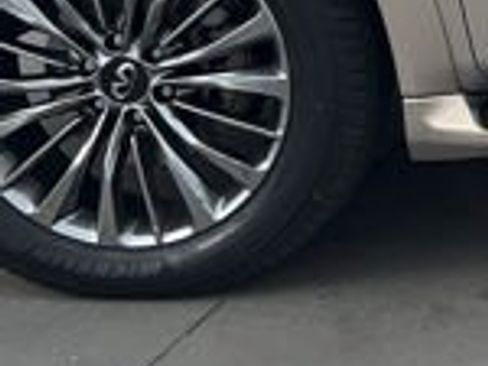 Used 2019 INFINITI QX80 Luxe w/ Proactive Package image 28