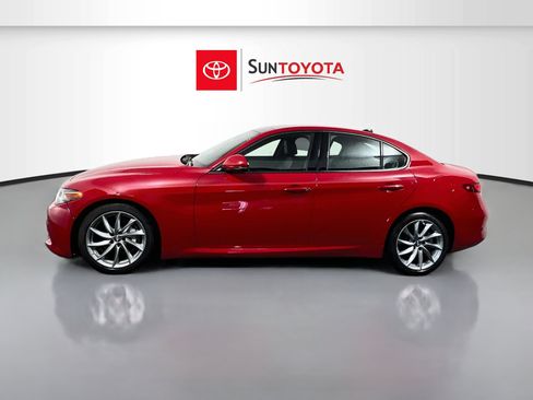 Used 2023 Alfa Romeo Giulia Sprint RWD image 7