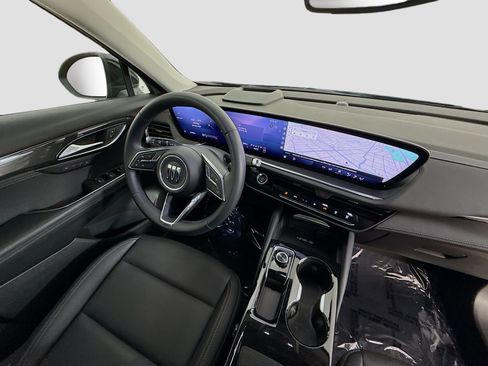 Used 2025 Buick Envision Preferred AWD/4WD image 33
