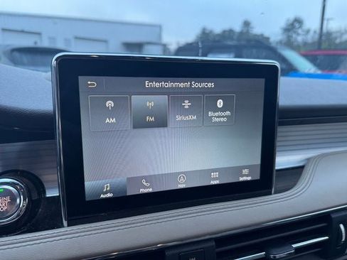 Used 2020 Lincoln Corsair FWD w/ Equipment Group 101A image 19