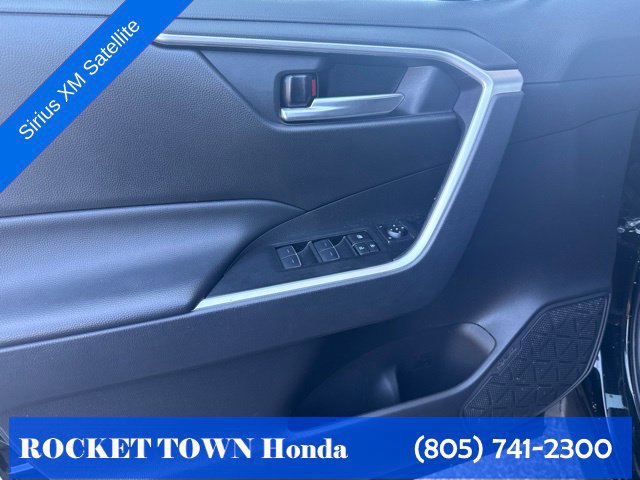 Used 2025 Toyota RAV4 XLE AWD/4WD image 21