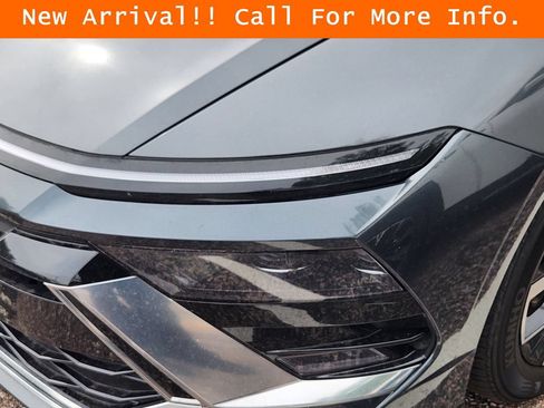 Used 2025 Hyundai Sonata SEL FWD image 5