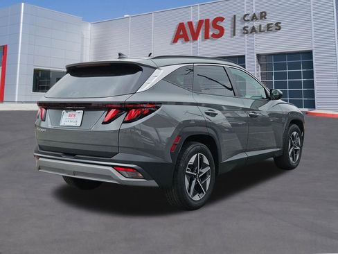 Used 2025 Hyundai Tucson SEL FWD image 6