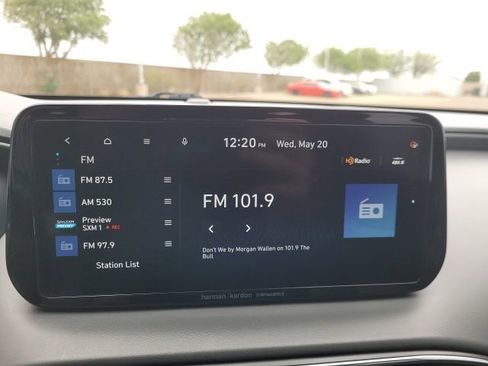 Used 2023 Hyundai Santa Fe SEL w/ Premium Package FWD image 18