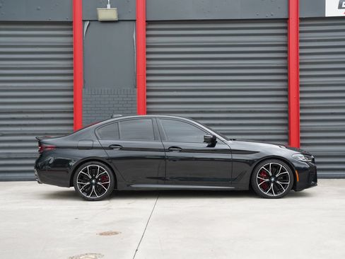 Used 2021 BMW M550i xDrive w/ Executive Package AWD/4WD image 8