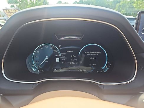 Used 2024 Genesis GV80 3.5T w/ Prestige Package AWD/4WD image 20