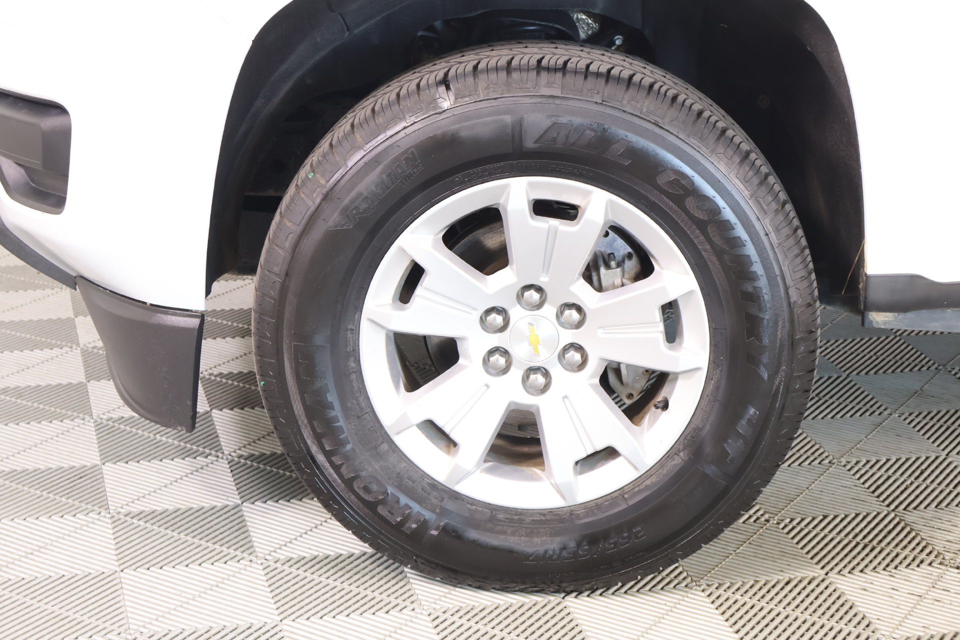 Used 2020 Chevrolet Colorado LT RWD image 16