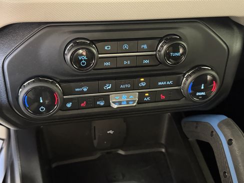 Certified 2022 Ford Bronco Wildtrak image 22