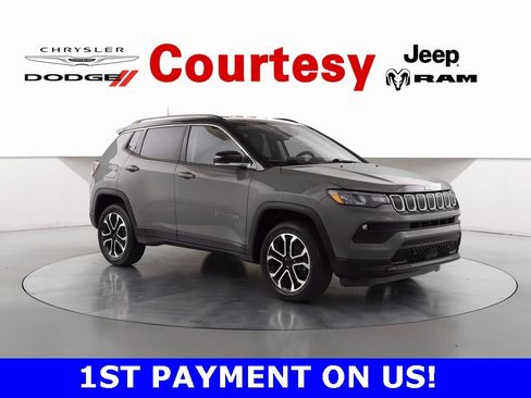 Certified 2022 Jeep Compass Limited image 1