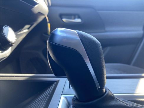 New 2026 Nissan Kicks SV image 18