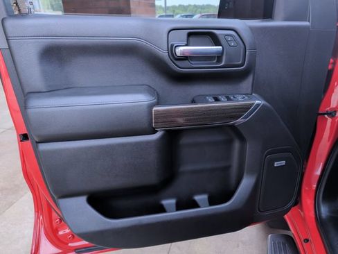 Used 2019 Chevrolet Silverado 1500 LT Trail Boss AWD/4WD image 12