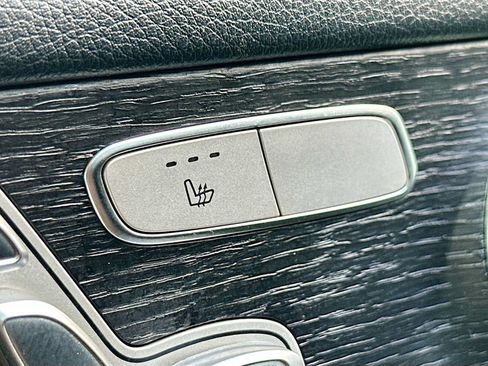 Used 2021 Mercedes-Benz GLC 300 image 19