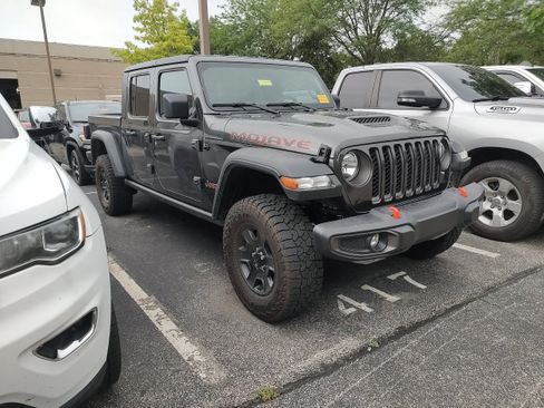 Used 2023 Jeep Gladiator Mojave AWD/4WD image 1