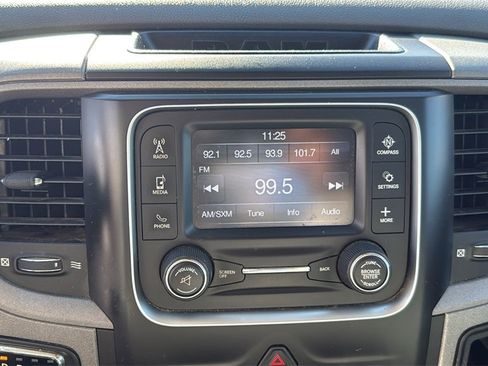 Used 2017 RAM 1500 Express image 24