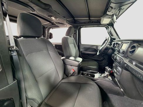 Used 2018 Jeep Wrangler Sport AWD/4WD image 28