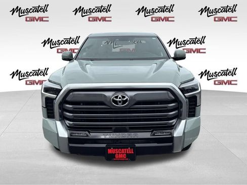 Used 2025 Toyota Tundra Limited AWD/4WD image 9