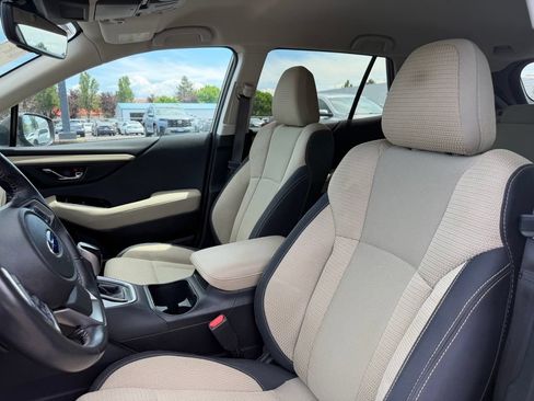 Used 2023 Subaru Outback Premium AWD/4WD image 15