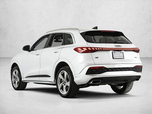 Used 2025 Audi Q5 Premium Plus w/ Premium Plus image 8