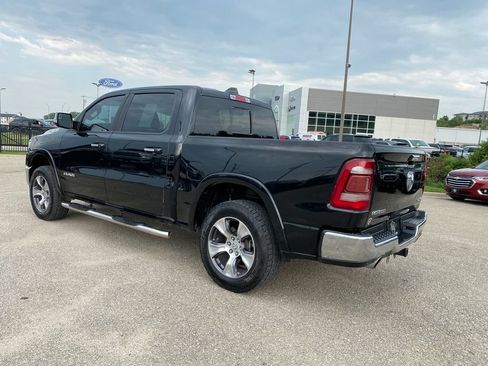 Used 2019 RAM 1500 Laramie AWD/4WD image 4