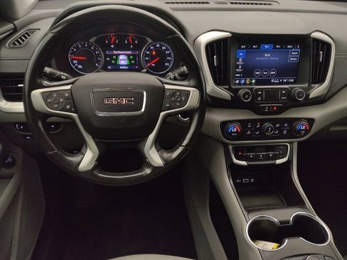 Used 2022 GMC Terrain SLT image 22