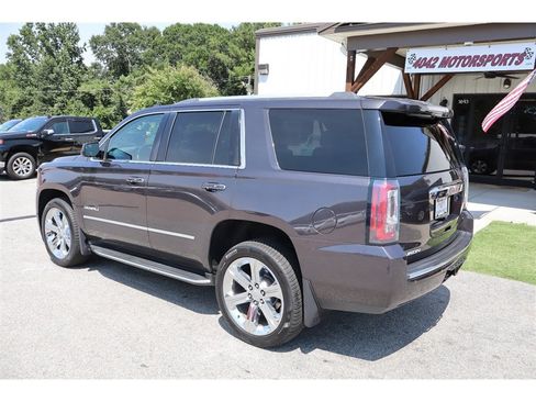 Used 2016 GMC Yukon Denali w/ Open Road Package AWD/4WD image 3