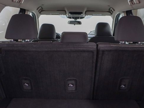 Used 2024 Nissan Rogue SV image 28