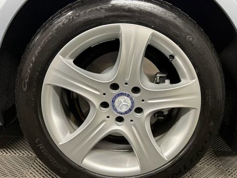 Used 2014 Mercedes-Benz E 350 E 350 Luxury 4MATIC AWD 4dr Se image 30