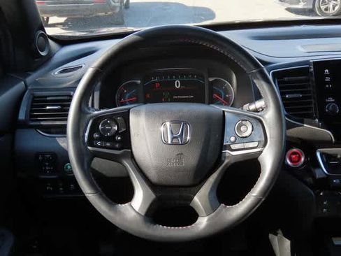 Certified 2021 Honda Pilot Black Edition image 21