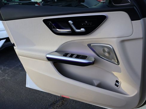 Certified 2025 Mercedes-Benz C 300 4MATIC Sedan image 37