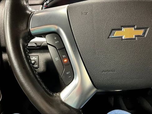 Used 2015 Chevrolet Traverse LT image 11
