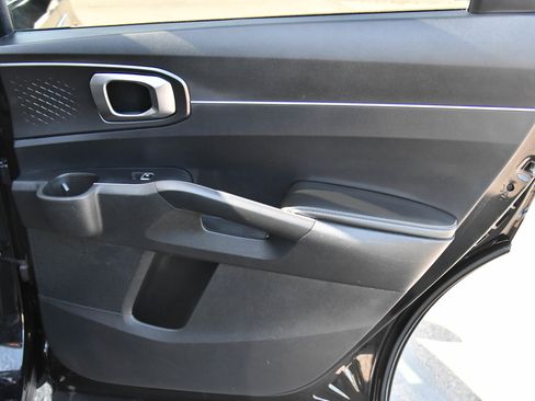 Used 2024 Kia Sorento S FWD image 49