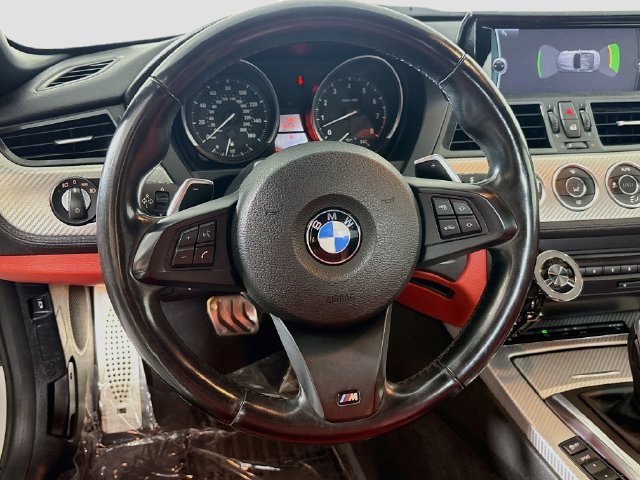 Used 2015 BMW Z4 sDrive35i RWD image 11