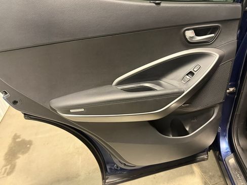 Used 2017 Hyundai Santa Fe Sport AWD/4WD image 27