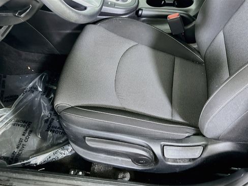 Used 2023 Kia Forte LXS FWD image 18