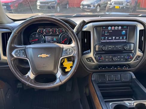 Used 2018 Chevrolet Silverado 1500 LTZ w/ Texas Edition RWD image 9