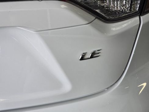 Used 2026 Toyota Corolla LE FWD image 14