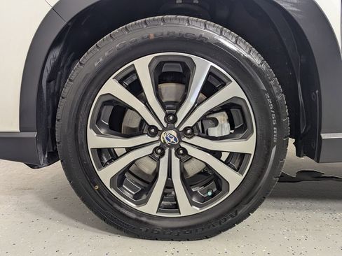 Used 2019 Subaru Forester Limited w/ Popular Package #3 AWD/4WD image 9