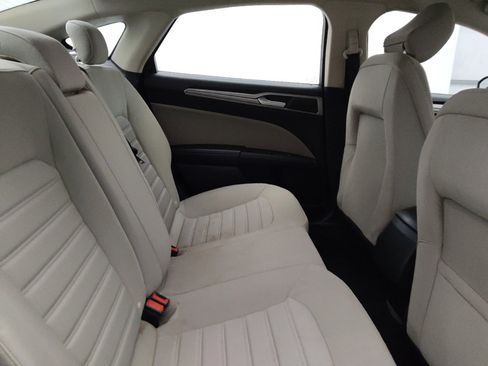 Used 2020 Ford Fusion S FWD image 19