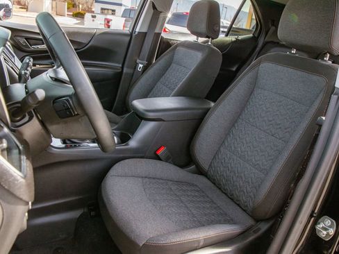 Used 2024 Chevrolet Equinox LT w/ Driver Convenience Package FWD image 13